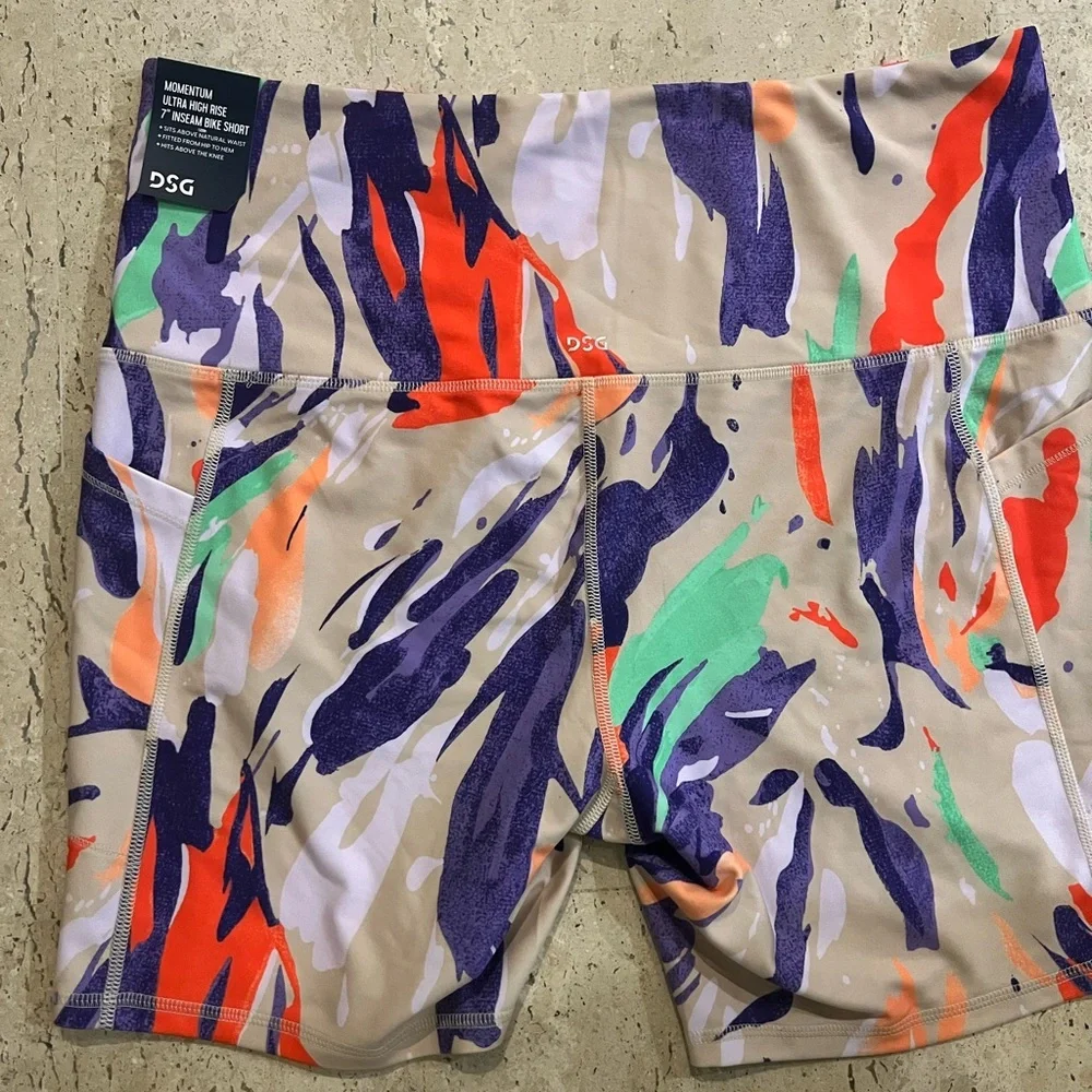 DSG Women’s XXL Momentum UHR Bike Short Multi Landscape Sand NWT - Picture 2 of 4